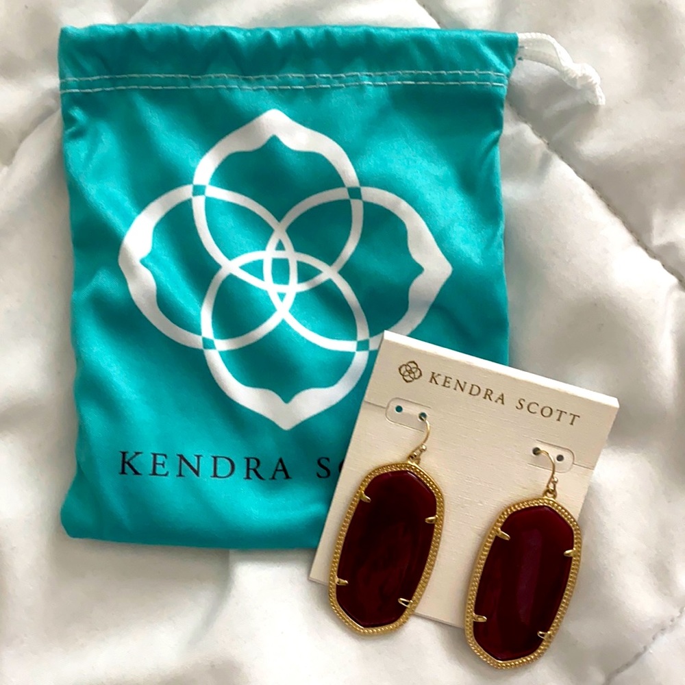 Kendra Scott Danielle Earrings